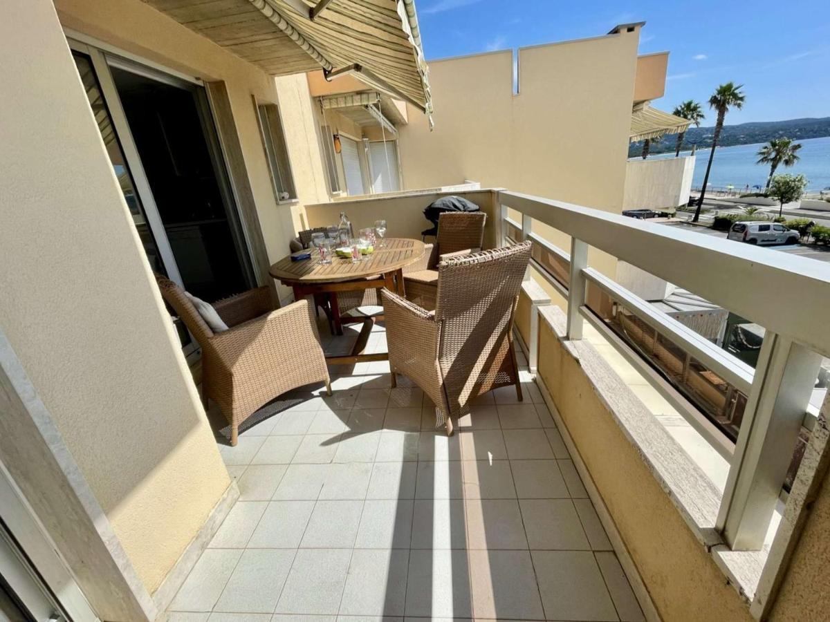 Superbe Apt 2P Front De Mer Pour 4 Pers Avec Terrasse - Cavalaire-Sur-Mer - Fr-1-226B-162 Eksteriør billede